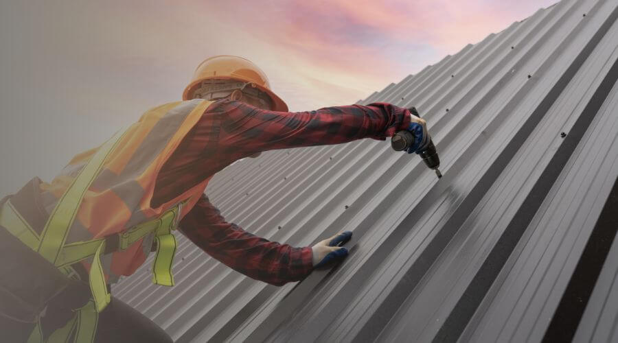 Professional gutter cleaning in Loma, MT